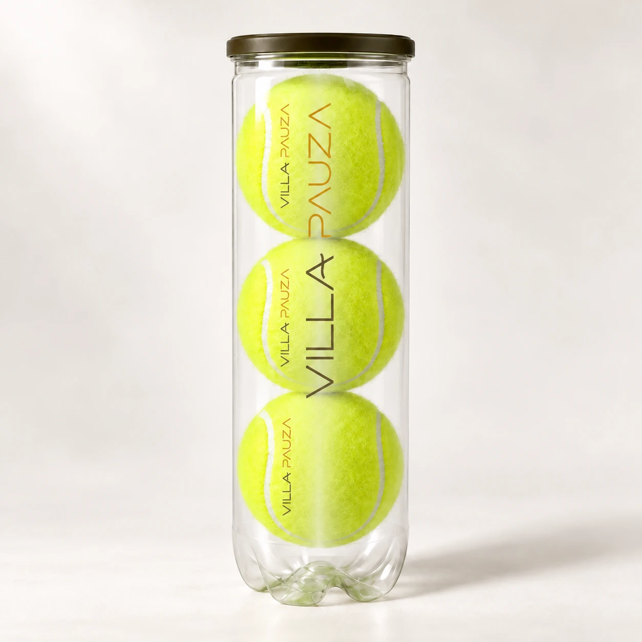 Villa Pauza tennis balls