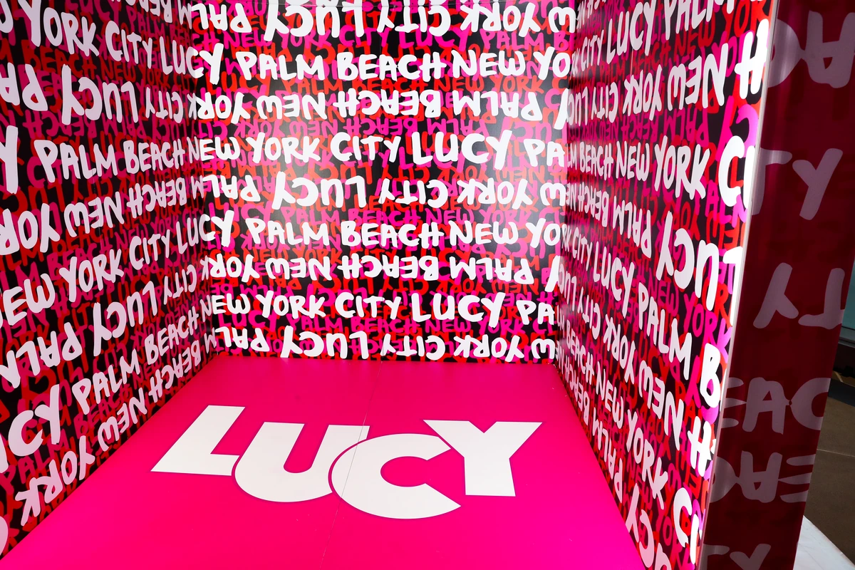 Lucy pink branded photo room